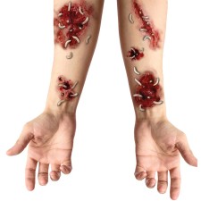 Tatouages Halloween blessures avec asticots