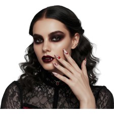 Ongles avec sang pour Halloween